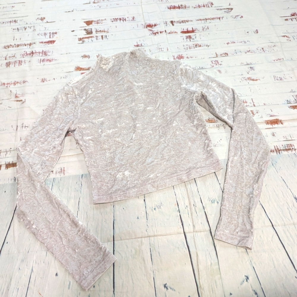 lululemon athletica Cream Long Sleeve Crop Top with Mock Neck and Sequin